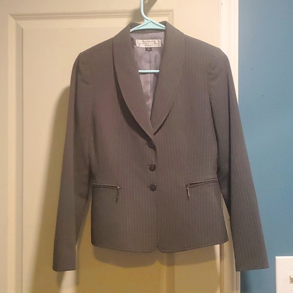 Tahari Petite Pin Stripe Blazer Size 12P